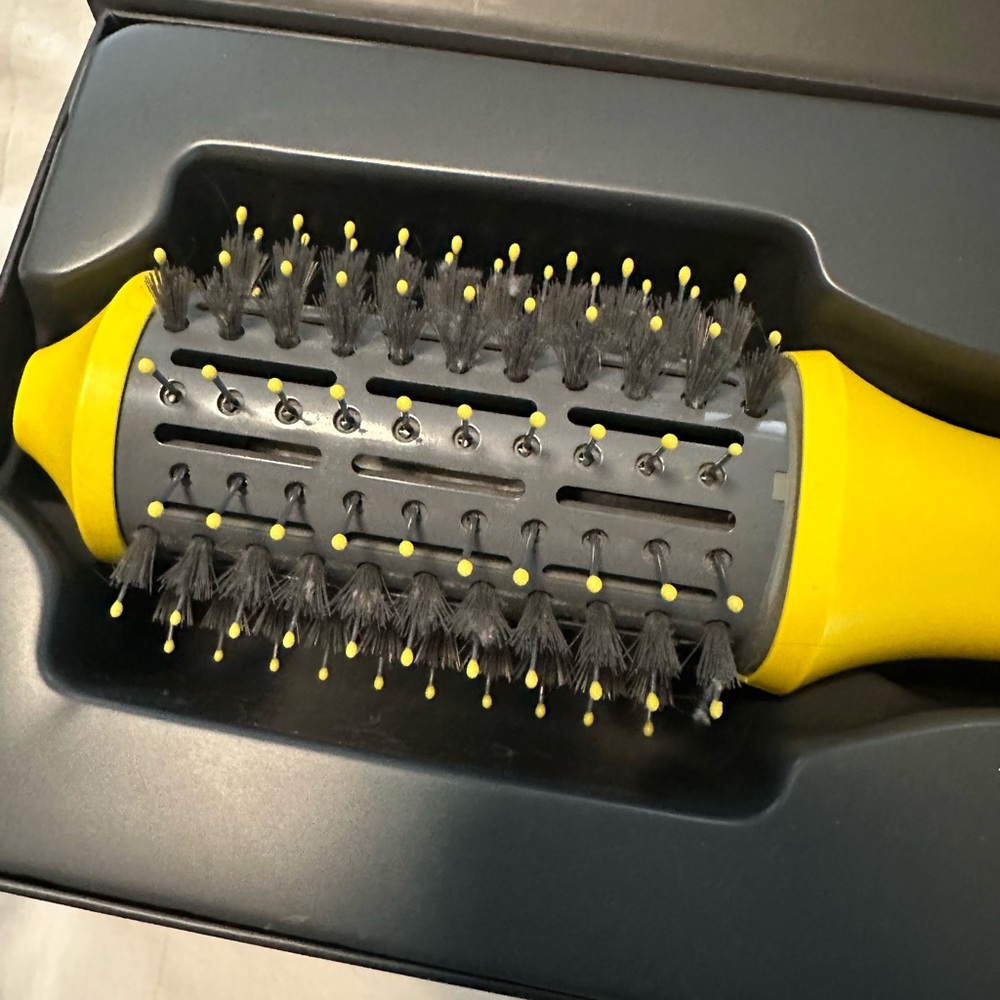 Drybar Vibrant Yellow and Sleek Gray Blow-Dryer Brush - Picture 4 of 6